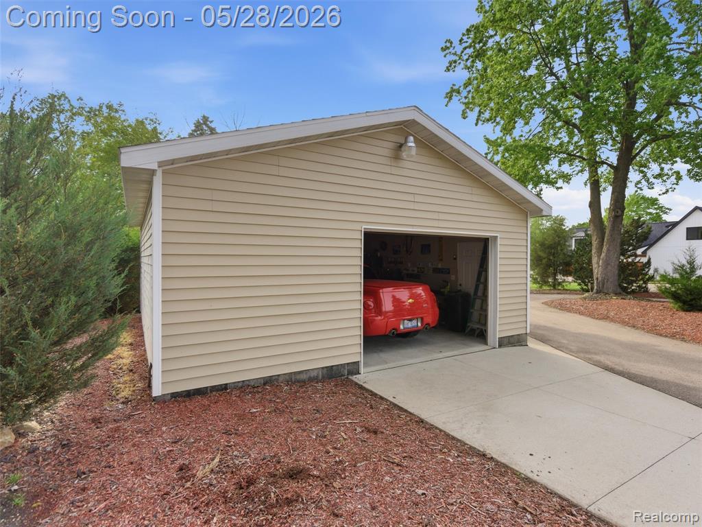 12099 Torrey Road Fenton, MI 48430 - Photo 43 of 60