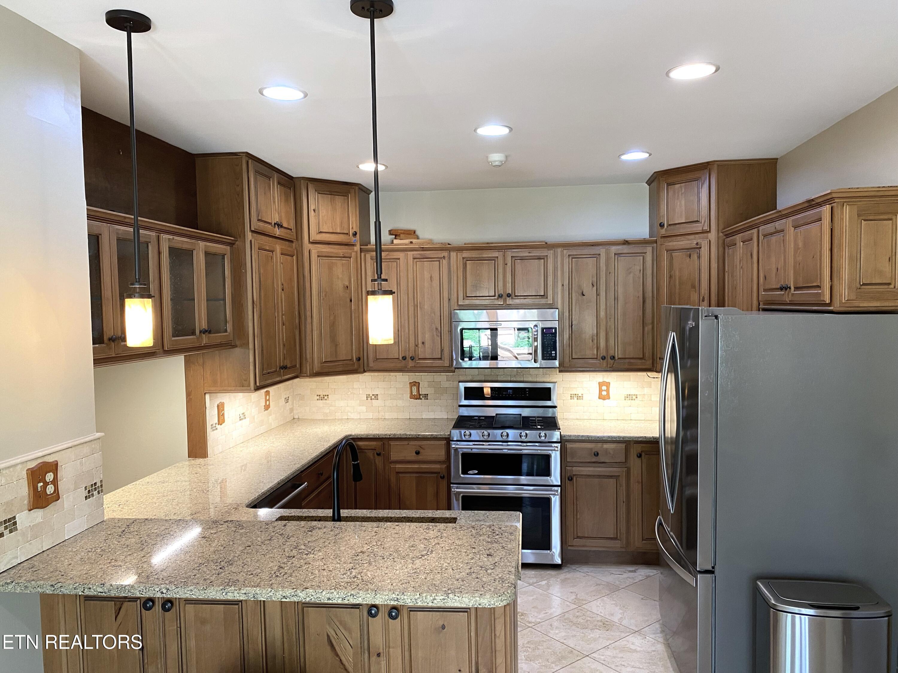 118 Mohawk Road Oak Ridge, TN 37830 - Photo 11 of 53 Kitchen 1a