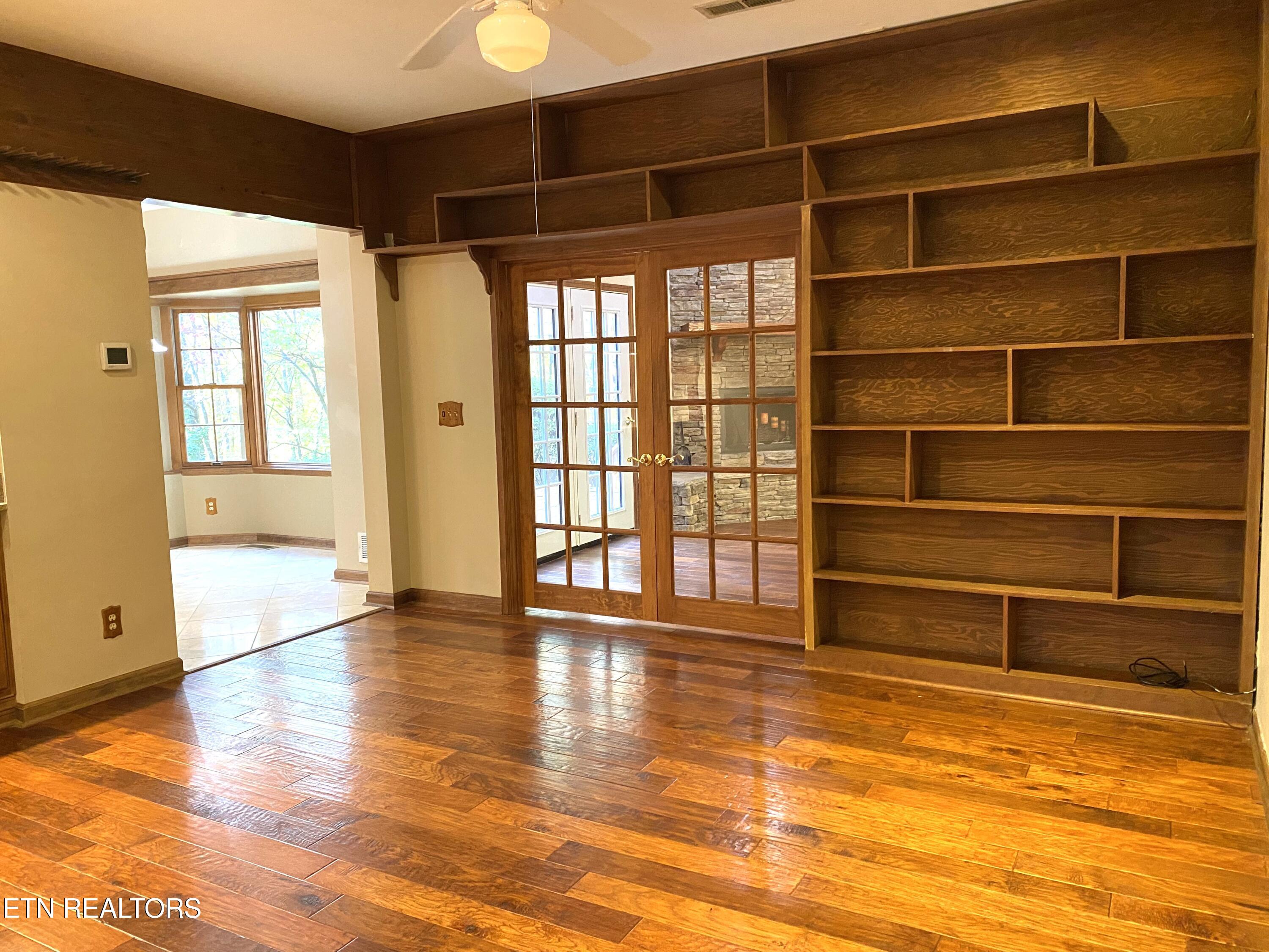 118 Mohawk Road Oak Ridge, TN 37830 - Photo 14 of 53 Reading Room 1b2