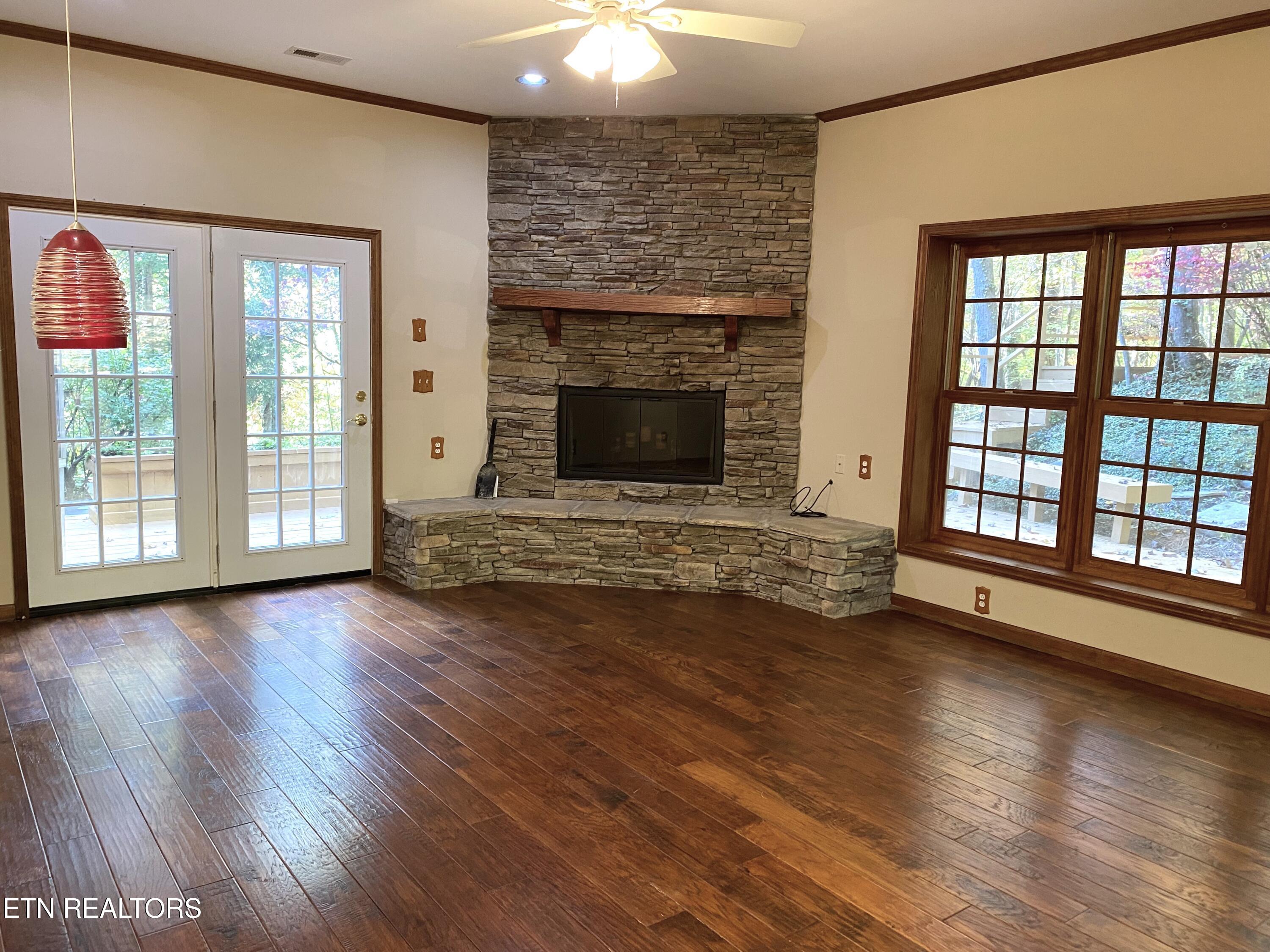 118 Mohawk Road Oak Ridge, TN 37830 - Photo 25 of 53 All Seasons Room 1a2b
