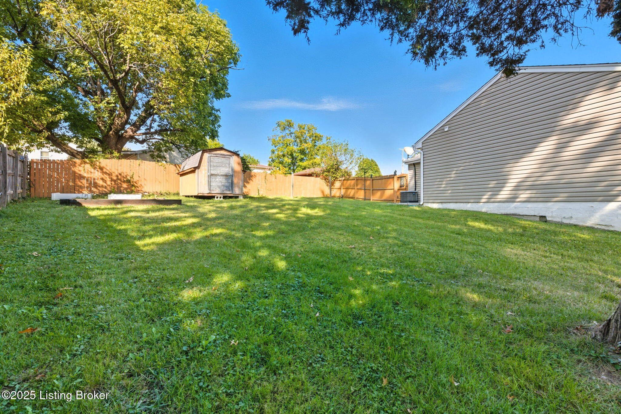 6606 El Rancho Road Louisville, KY 40291 - Photo 43 of 43 47-web-or-mls-IMG_8936