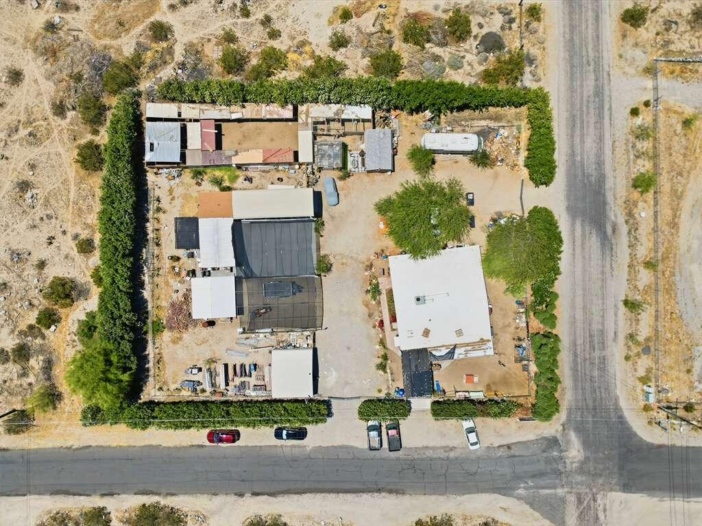 19055 Vee Bee Road Desert Hot Springs, CA 92241 - Photo 29 of 32 PHOTO-2026-05-09-21-15-28_6