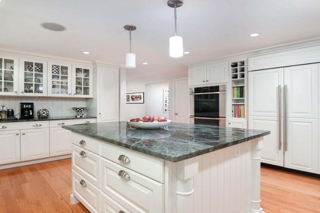 11 Stewart Road Needham, MA 02492 - Photo 5 of 42 Gallery Image 5