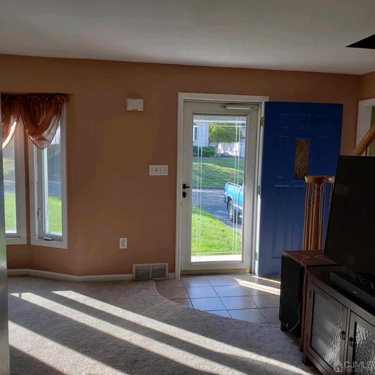 42 Wilcox Road New Brunswick, NJ 08901 - Photo 21 of 27 Gallery Image 21