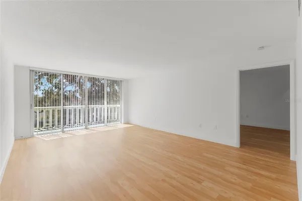 $1,750 | 1001 Pearce Drive, Unit 302, Clearwater, FL 33764