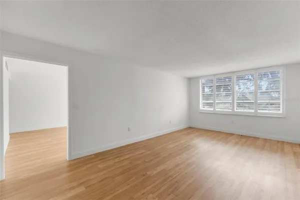 $1,750 | 1001 Pearce Drive, Unit 302, Clearwater, FL 33764