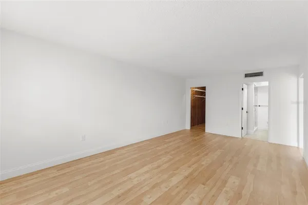 $1,750 | 1001 Pearce Drive, Unit 302, Clearwater, FL 33764