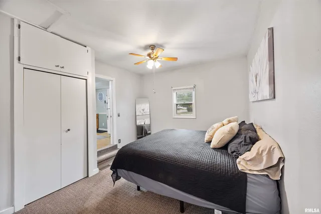 $99,900 | 304 South Main Street, Bellevue, IL 61604