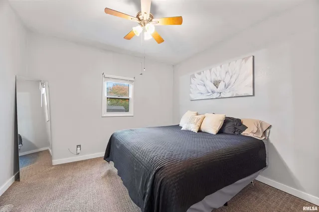 $99,900 | 304 South Main Street, Bellevue, IL 61604