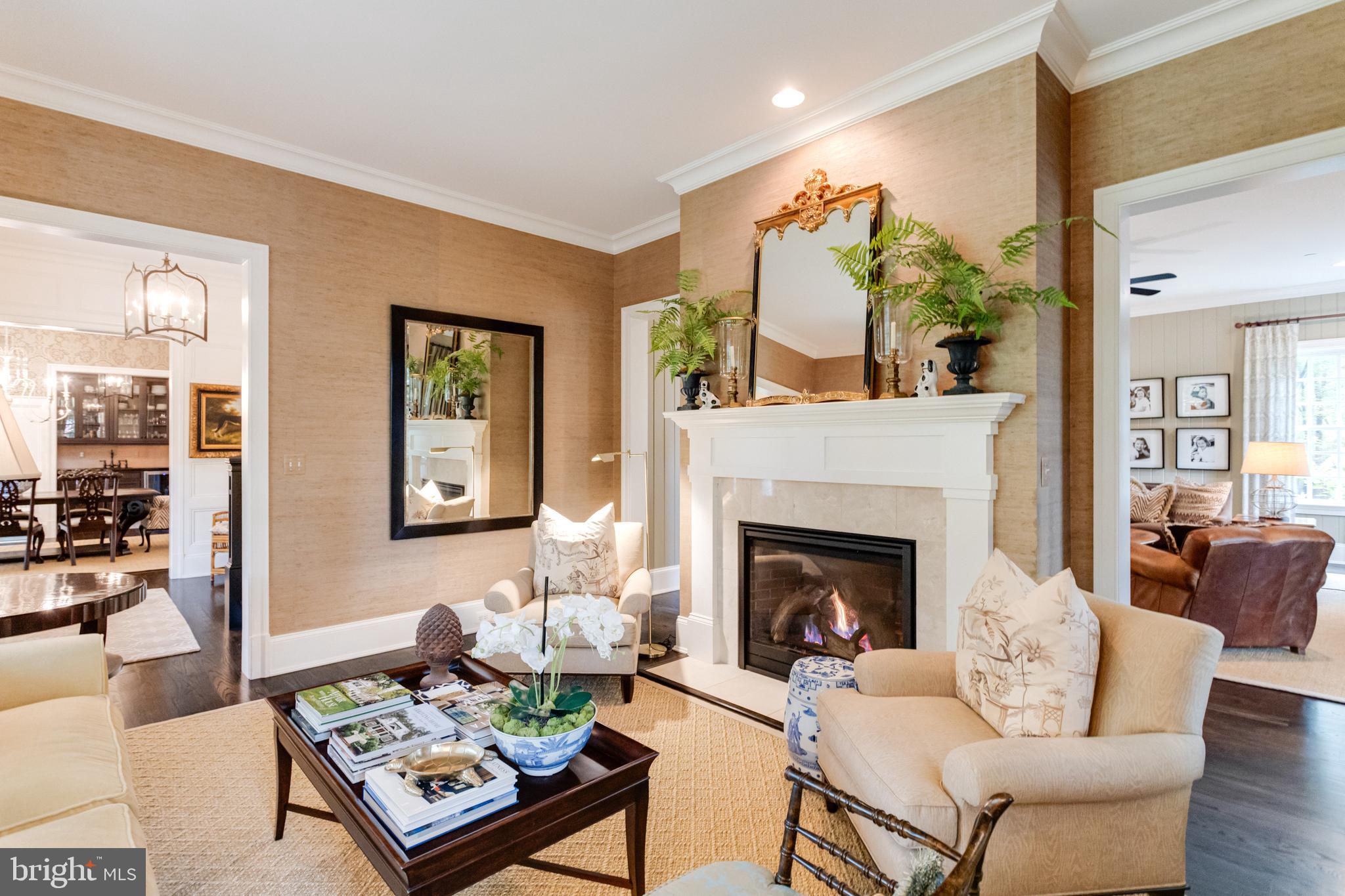 12831 Stone Eagle Road Phoenix, MD 21131 - Photo 14 of 91 Living room w/ grasscloth wallpaper