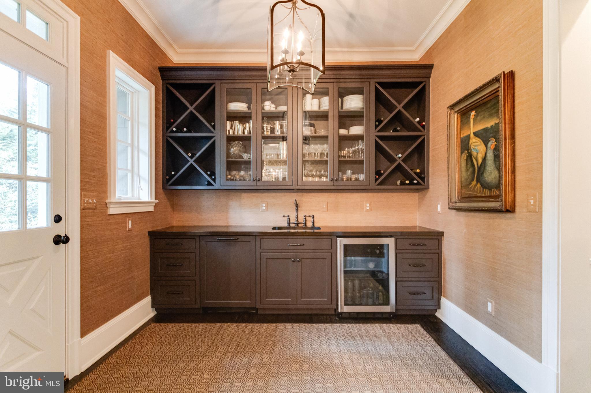 12831 Stone Eagle Road Phoenix, MD 21131 - Photo 18 of 91 Butler's pantry w/ custom cabinets