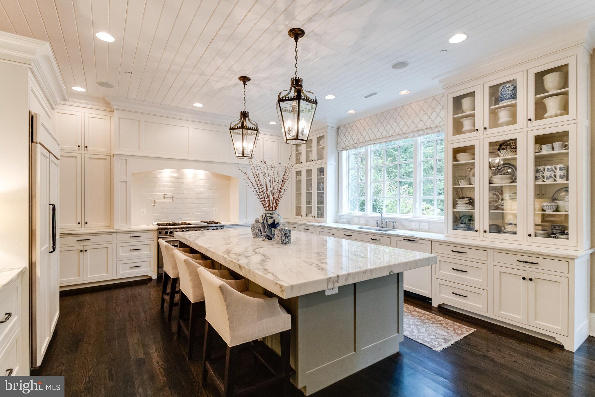 12831 Stone Eagle Road Phoenix, MD 21131 - Photo 23 of 91 Cabinets to the ceiling
