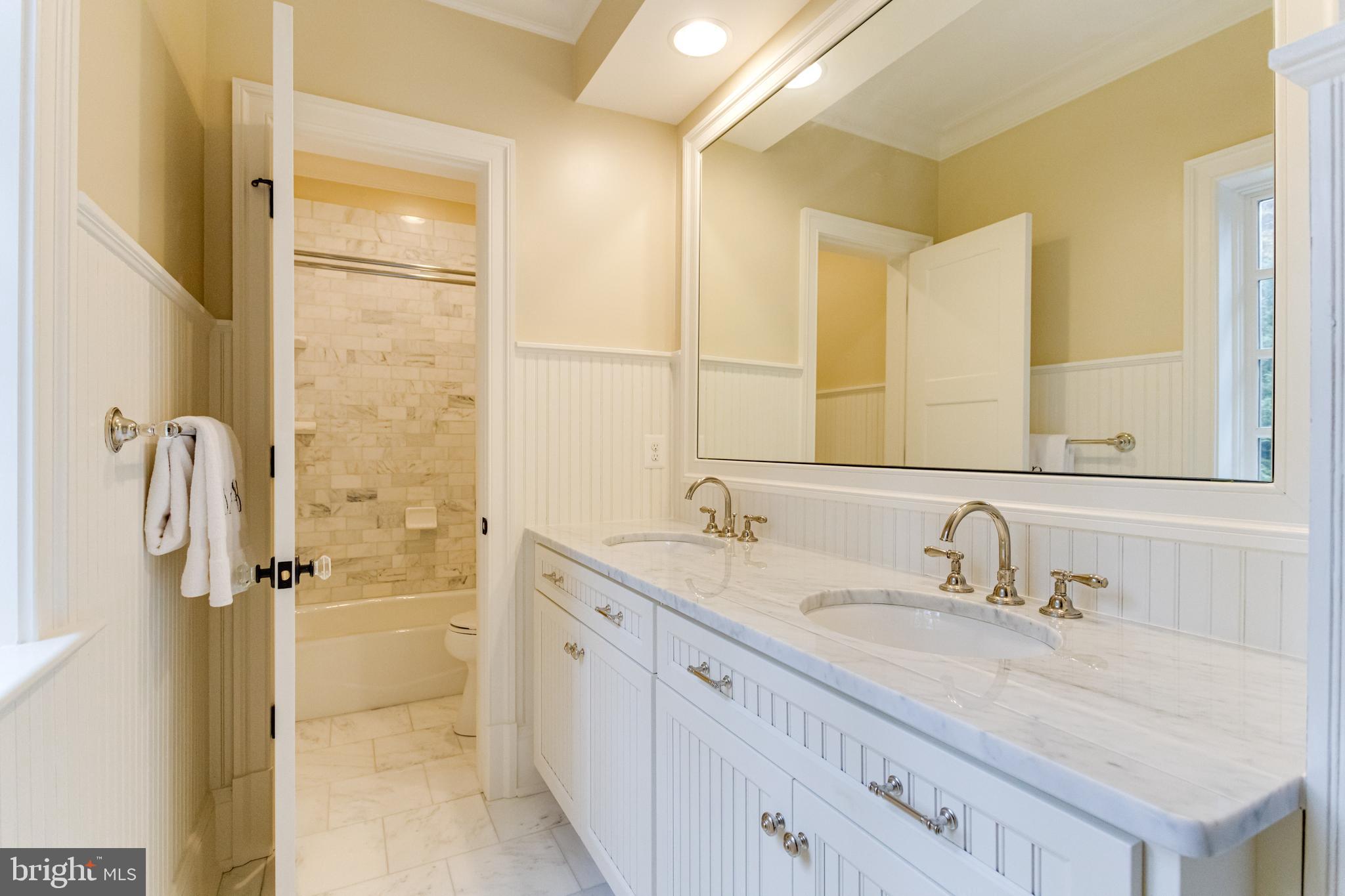 12831 Stone Eagle Road Phoenix, MD 21131 - Photo 55 of 91 Marble bathroom off Bedroom 3