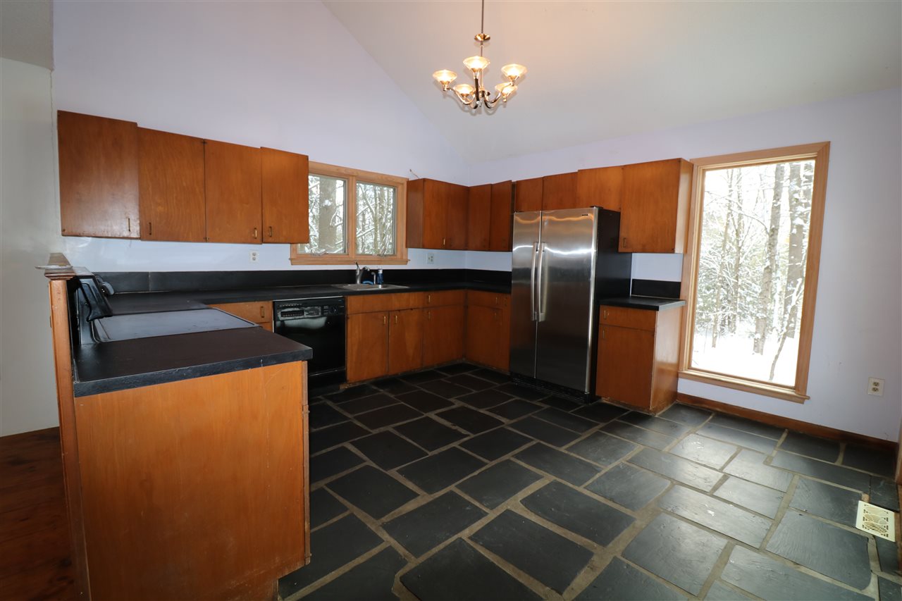 294 Middle Winchendon Road Rindge, NH 03461 - Photo 5 of 25