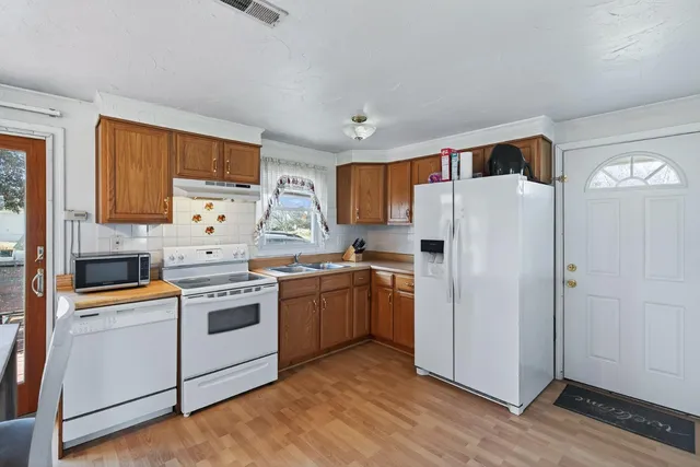 $249,900 | 28429 Trojan Road, Brookville, IN 47012