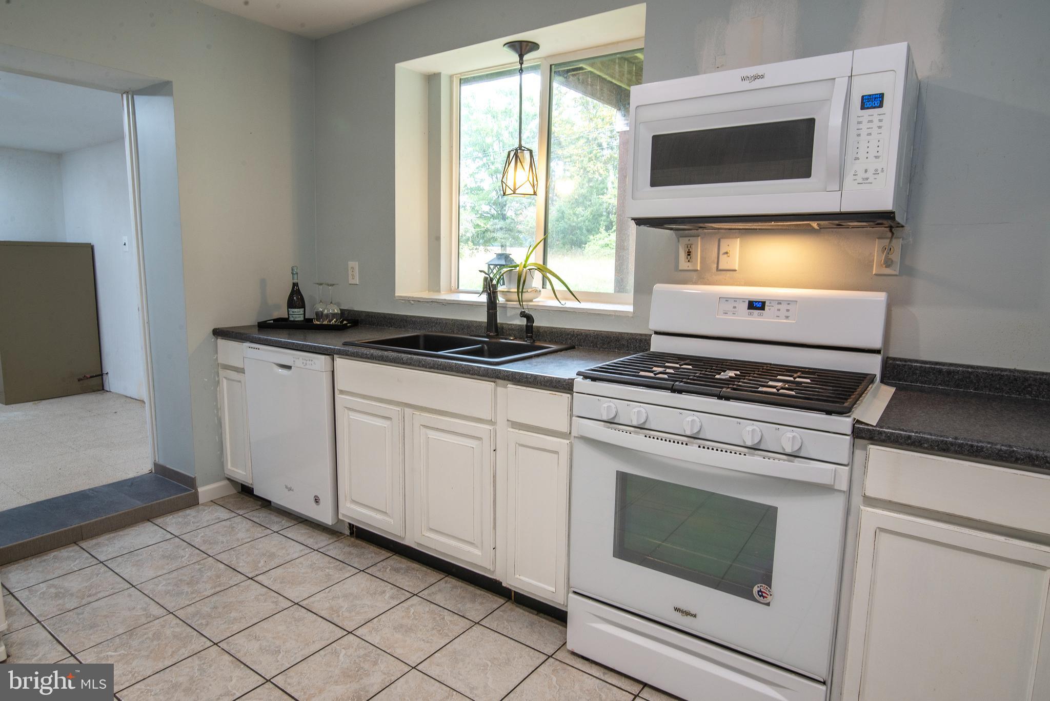4748 Dickerson Road Partlow, VA 22534 - Photo 5 of 40