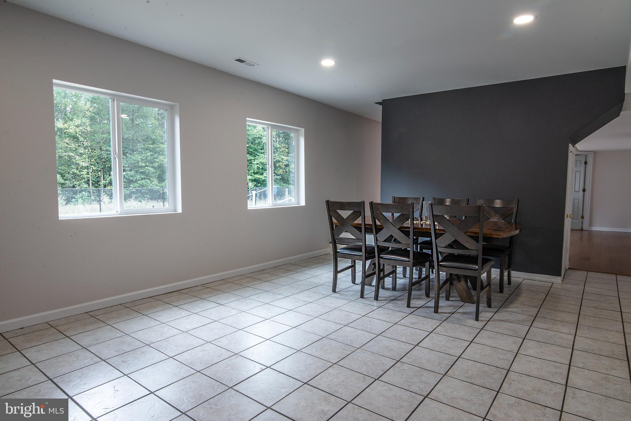4748 Dickerson Road Partlow, VA 22534 - Photo 10 of 40 Dining Room/family room