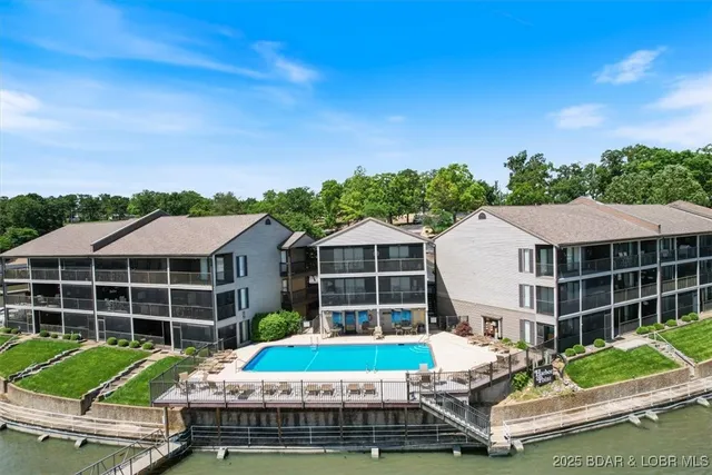 $229,000 | 1542 Harbor Point, Unit C201, Osage Beach, MO 65065