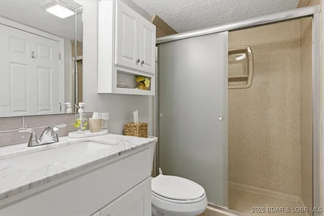 $229,000 | 1542 Harbor Point, Unit C201, Osage Beach, MO 65065