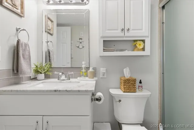 $229,000 | 1542 Harbor Point, Unit C201, Osage Beach, MO 65065