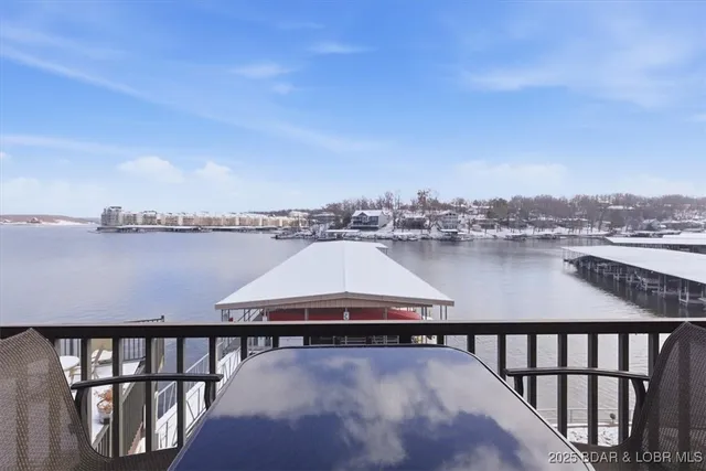 $229,000 | 1542 Harbor Point, Unit C201, Osage Beach, MO 65065