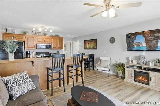 $229,000 | 1542 Harbor Point, Unit C201, Osage Beach, MO 65065