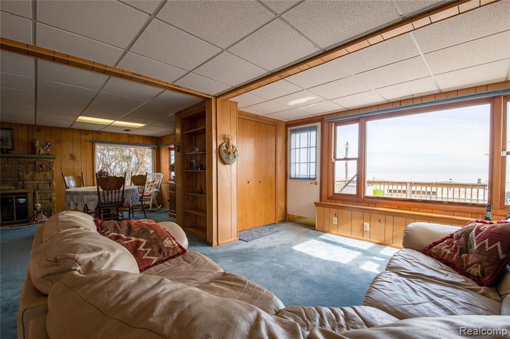 5370 Lakeshore Road Fort Gratiot, MI 48059 - Photo 10 of 28