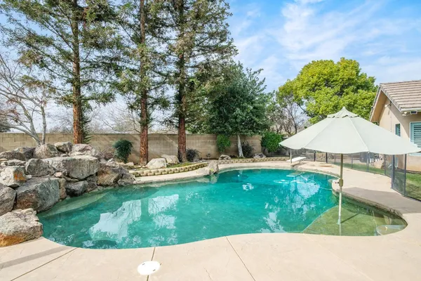 $839,000 | 2614 Indianapolis Avenue, Clovis, CA 93611