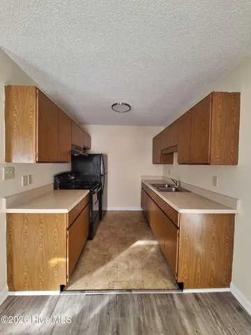 $875 | 3002 Caldwell Court, Unit 12, Greenville, NC 27834