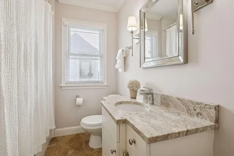 $599,000 | 3316 France Avenue South, St. Louis Park, MN 55416