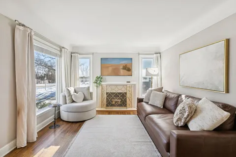 $599,000 | 3316 France Avenue South, St. Louis Park, MN 55416