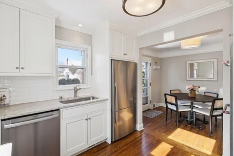 $599,000 | 3316 France Avenue South, St. Louis Park, MN 55416