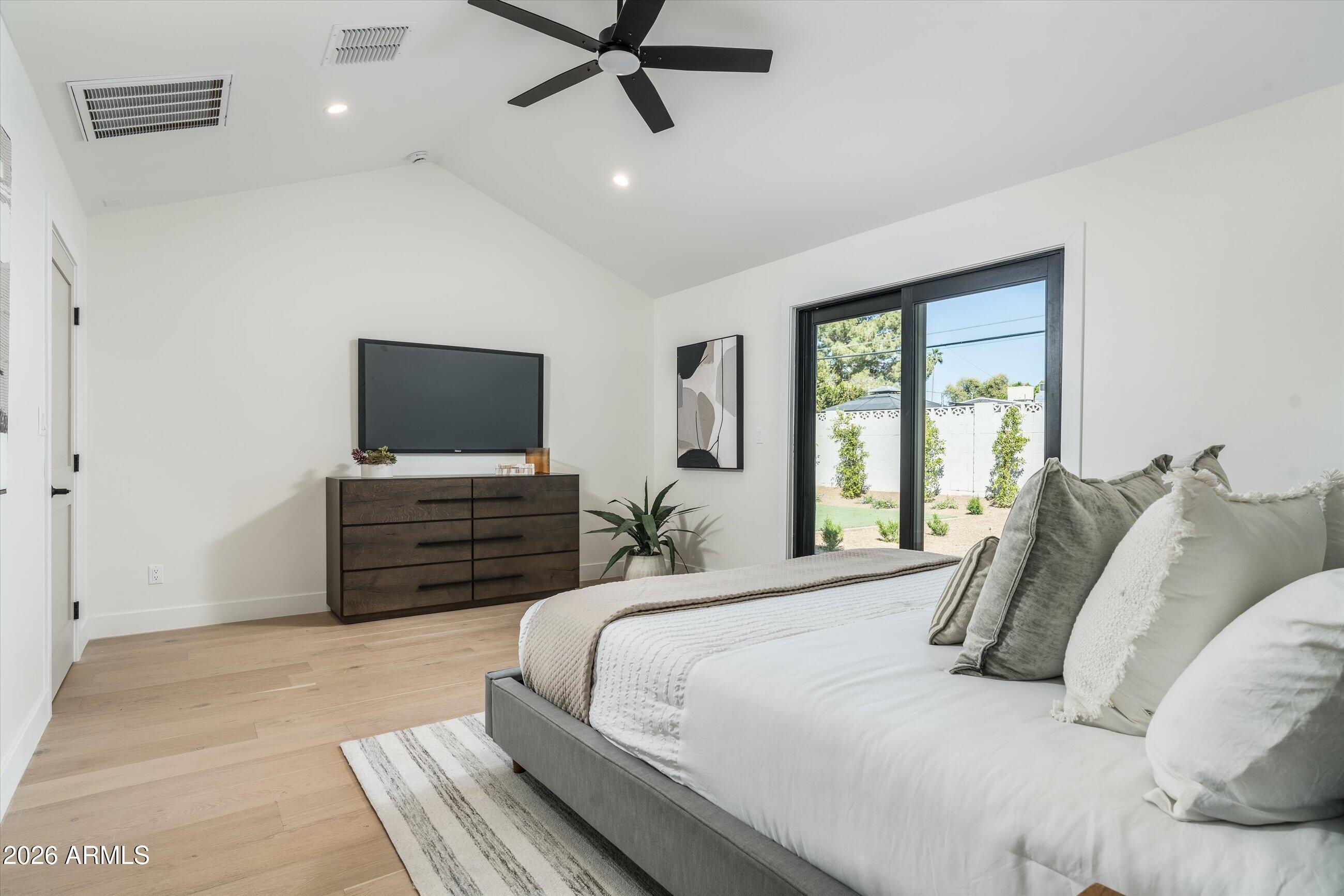 4515 North 35th Street Phoenix, AZ 85018 - Photo 15 of 36 Primary Bedroom