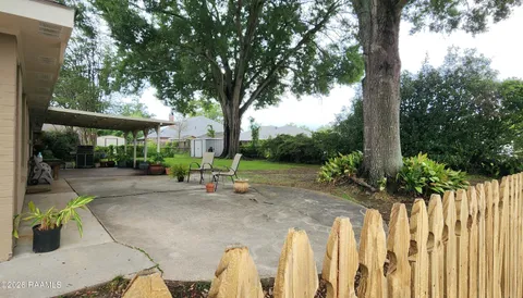 $295,000 | 417 Elmwood Drive, Lafayette, LA 70503