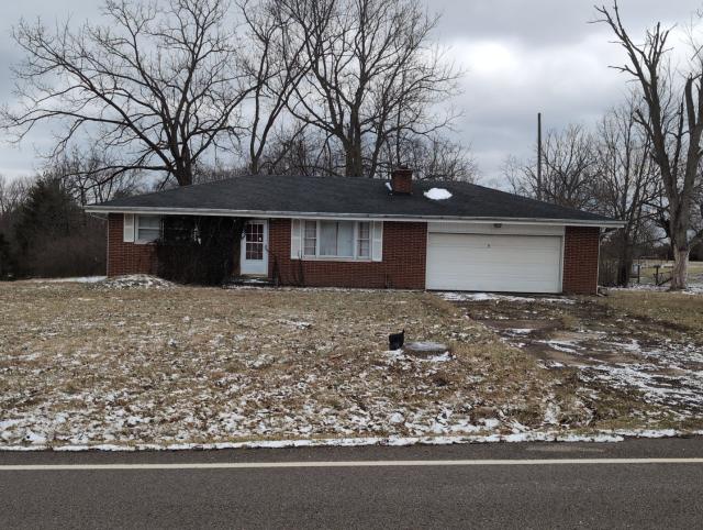 7074 Farmington Road Miamisburg, OH 45342 - Photo 1 of 5