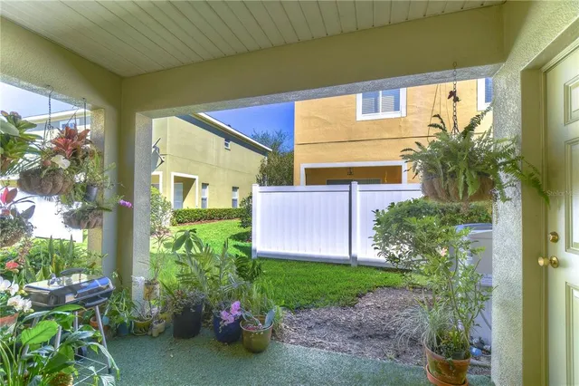 $1,700 | 8526 Brushleaf Way, Tampa, FL 33647