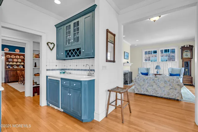 $9,500,000 | 634-640 East Avenue, Bay Head, NJ 08742