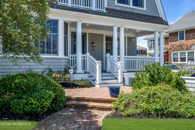 $9,500,000 | 634-640 East Avenue, Bay Head, NJ 08742