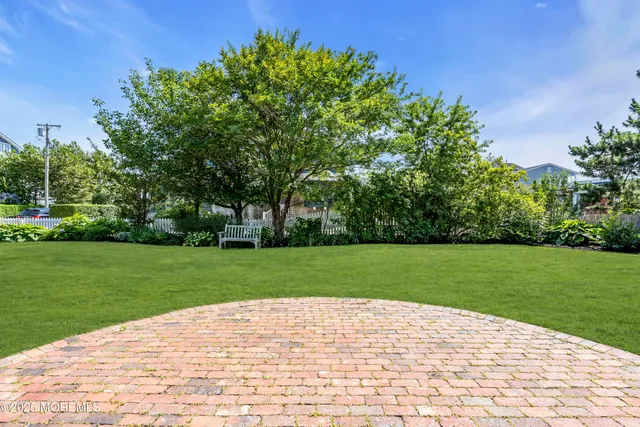 $9,500,000 | 634-640 East Avenue, Bay Head, NJ 08742