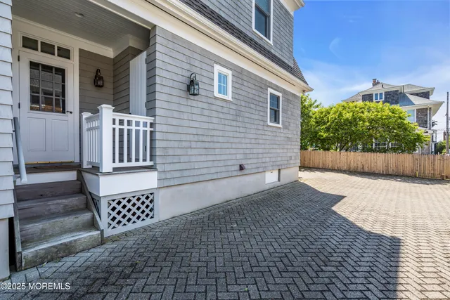 $9,500,000 | 634-640 East Avenue, Bay Head, NJ 08742