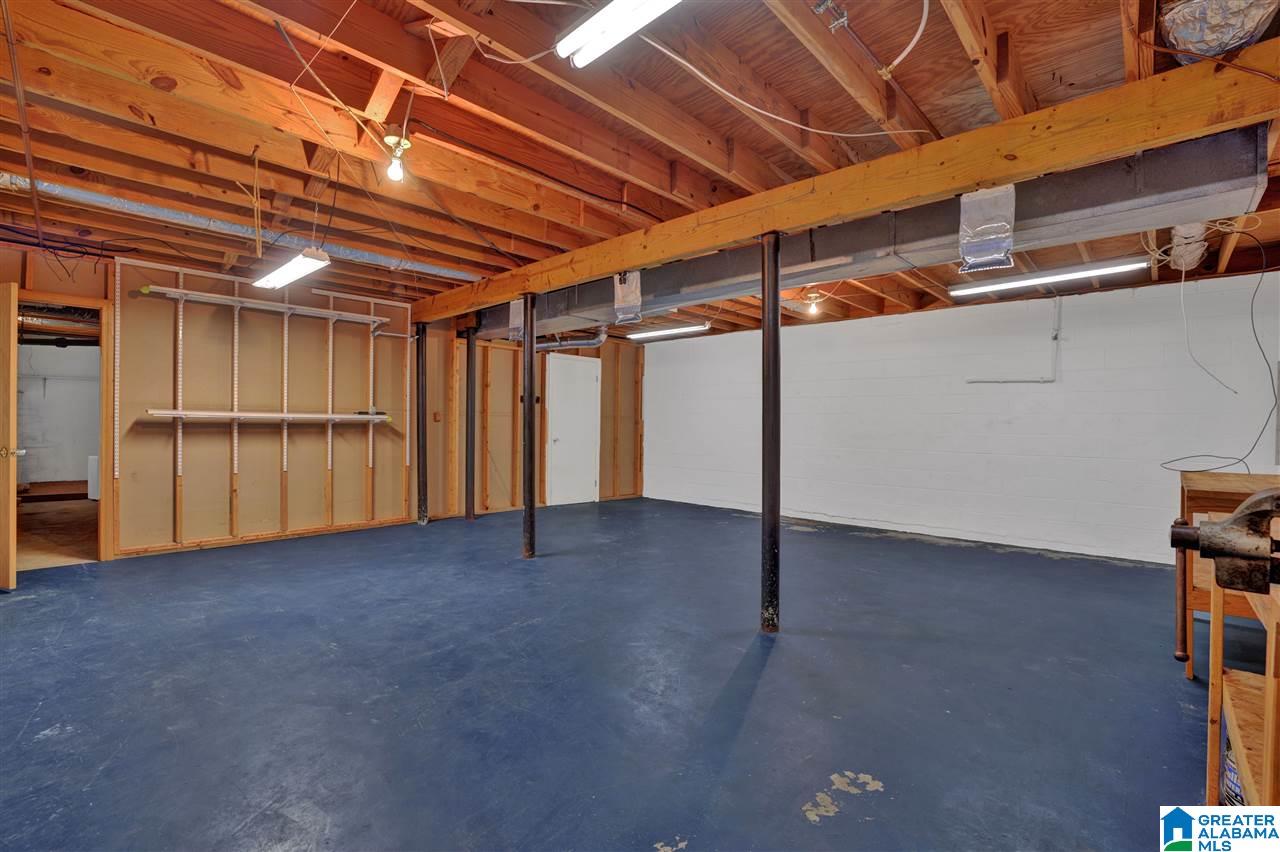 1241 Old Oak Road Birmingham, AL 35235 - Photo 30 of 39 Gallery Image 30