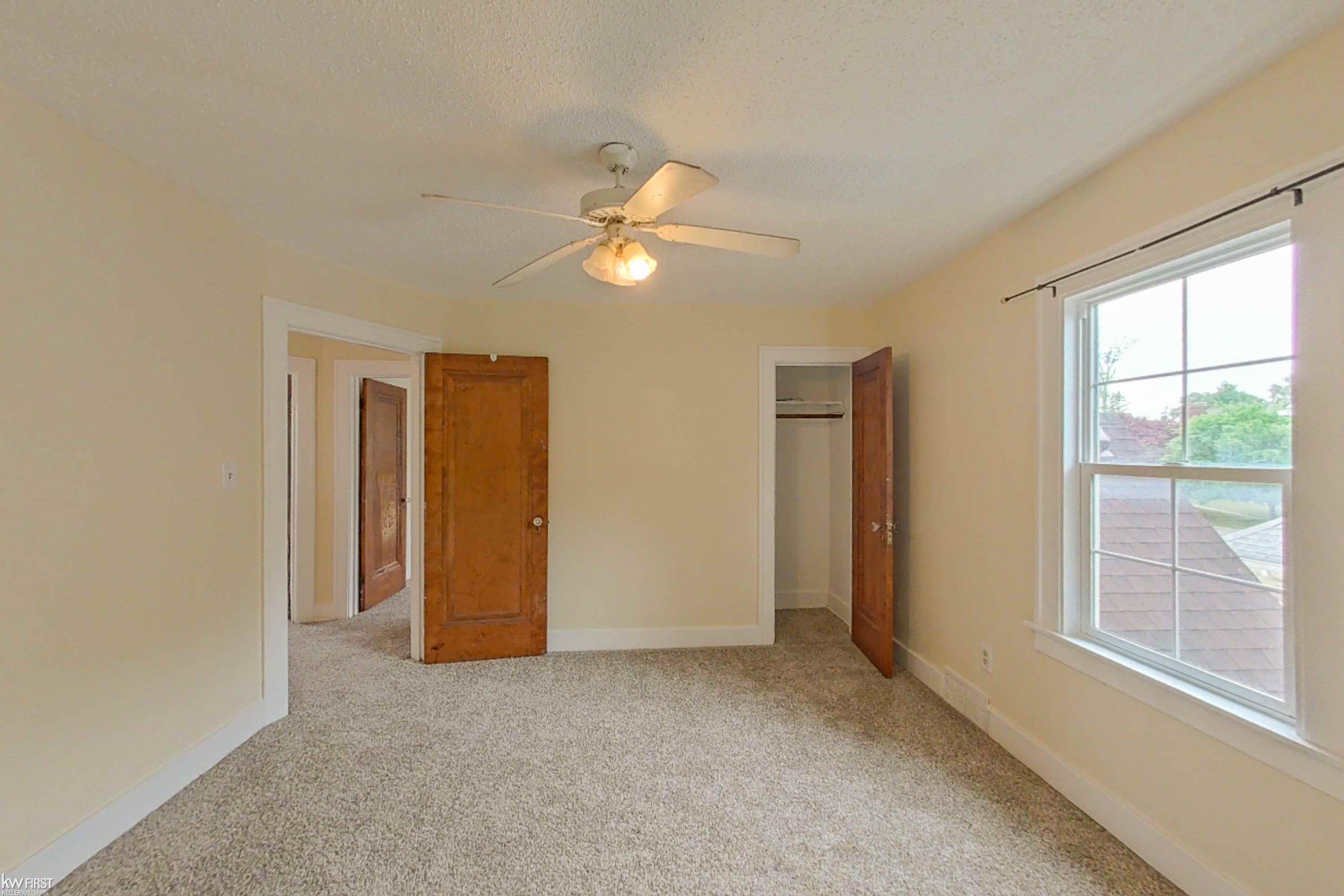 48 East Iroquois Road Pontiac, MI 48341 - Photo 24 of 52