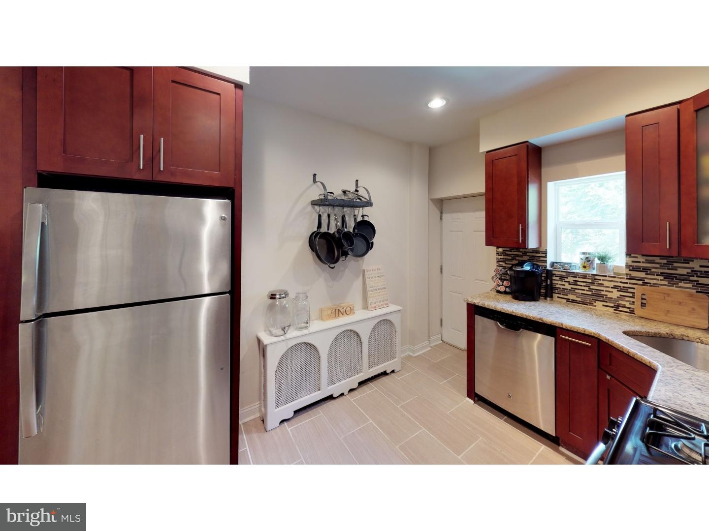 424 Ripka Street Philadelphia, PA 19128 - Photo 9 of 21 Kitchen