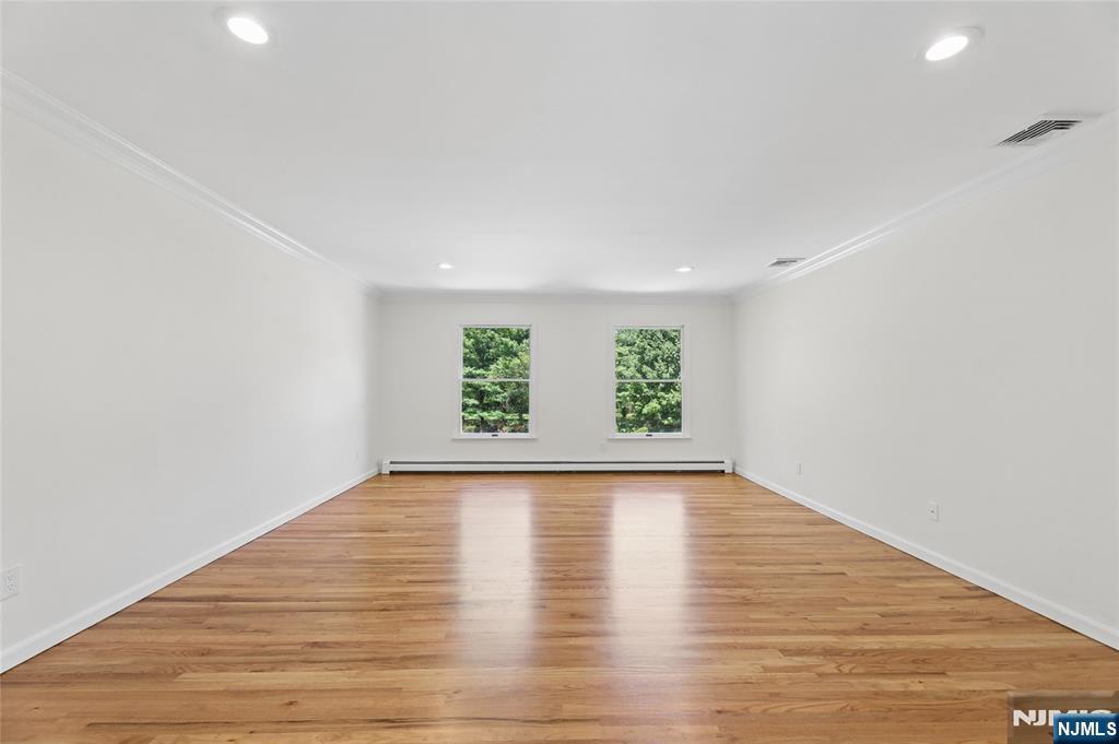 2 West Gate Road Saddle River, NJ 07458 - Photo 34 of 46