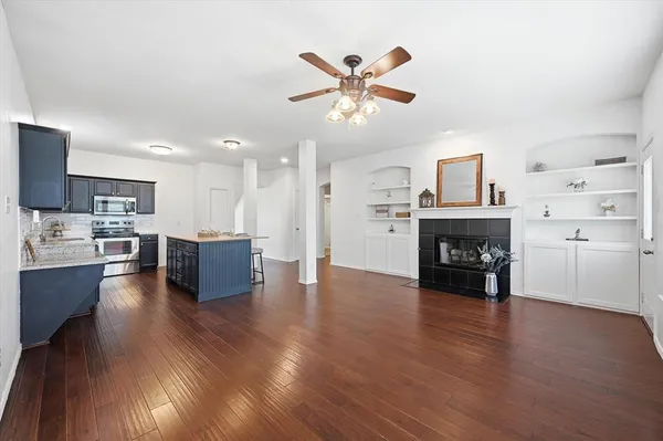 $395,000 | 2816 Memorial Drive, Denton, TX 76210