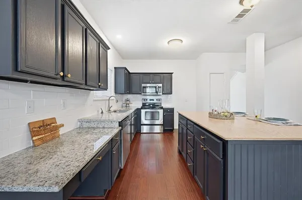 $395,000 | 2816 Memorial Drive, Denton, TX 76210