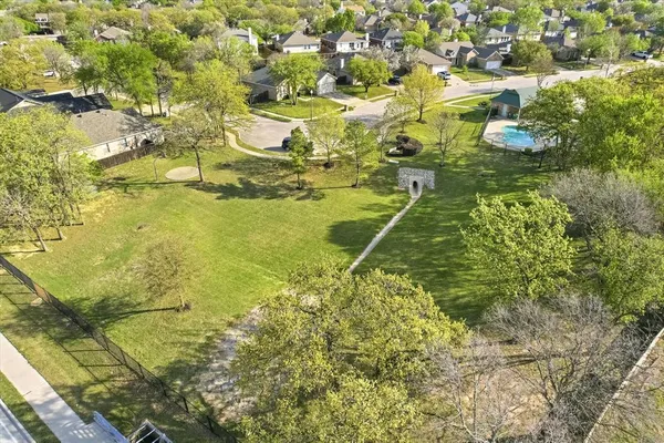 $395,000 | 2816 Memorial Drive, Denton, TX 76210