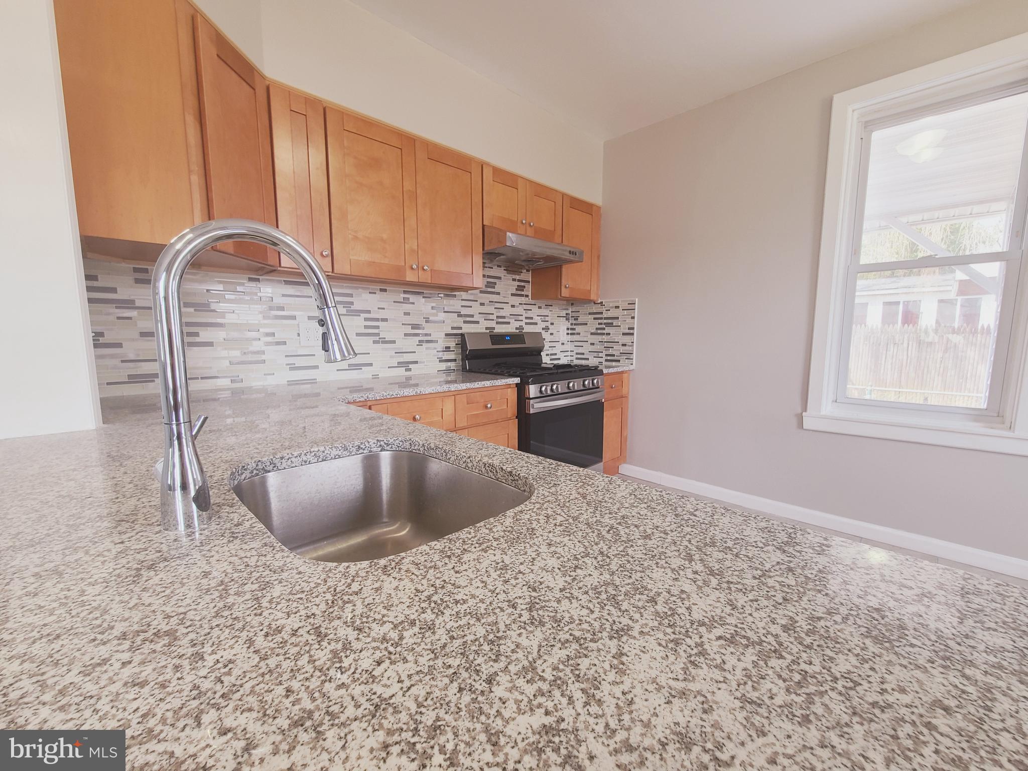 7912 Loretto Avenue Philadelphia, PA 19111 - Photo 13 of 51