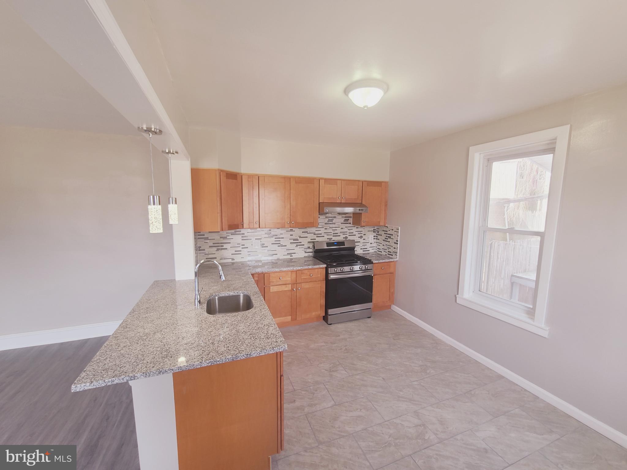 7912 Loretto Avenue Philadelphia, PA 19111 - Photo 14 of 51