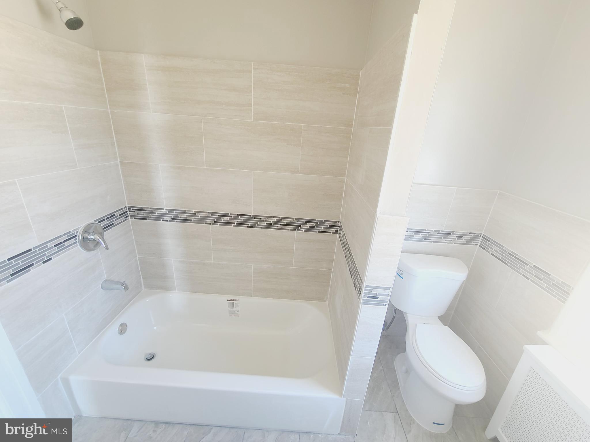 7912 Loretto Avenue Philadelphia, PA 19111 - Photo 19 of 51